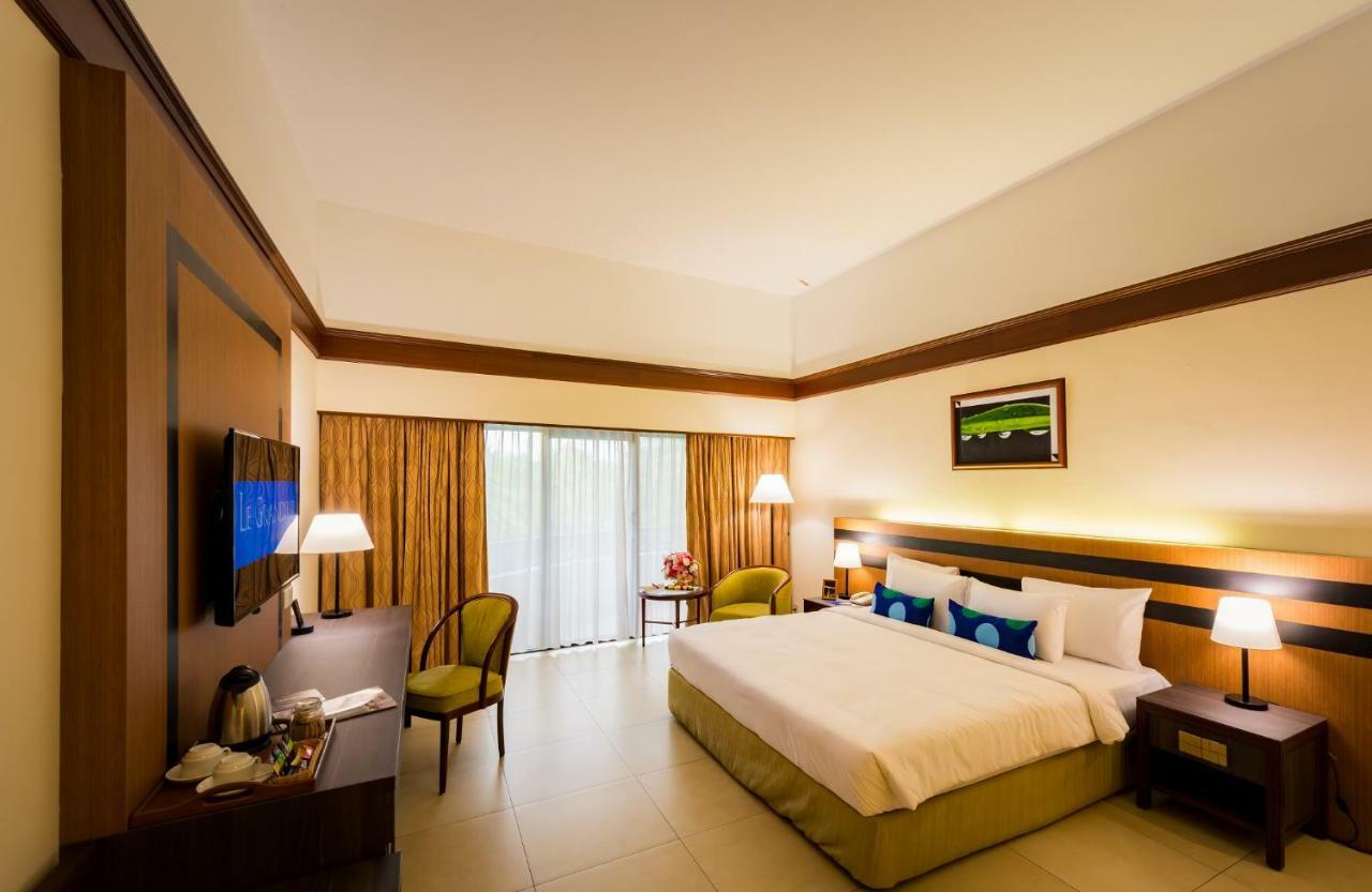 Le Grandeur Palm Resort Johor Kulai Exterior foto